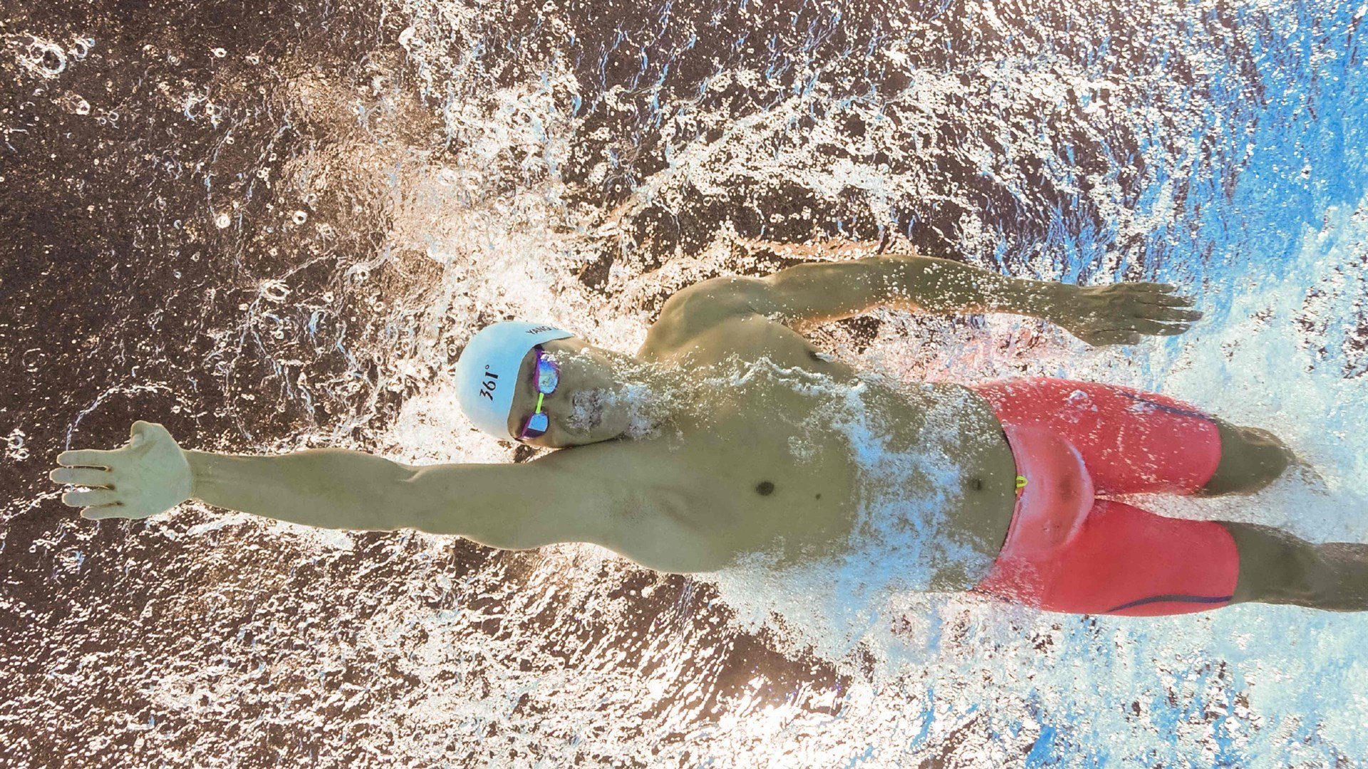 萨拉赫，以伤疤为笔，在欧冠之夜改写命运