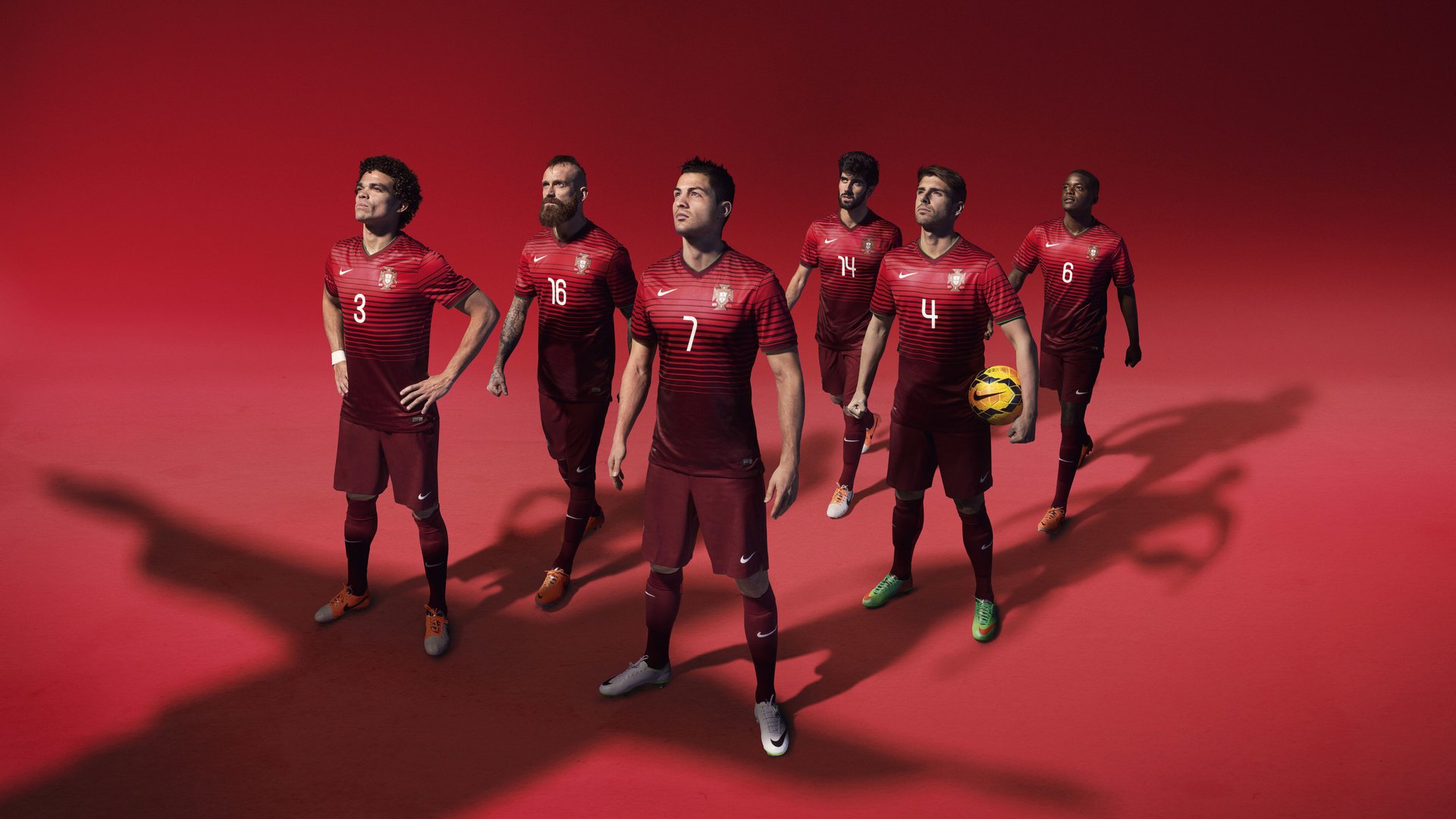 巴雷拉完成自我救赎,土耳其淘汰赛过关巴拉圭,足球场上的命运交响曲