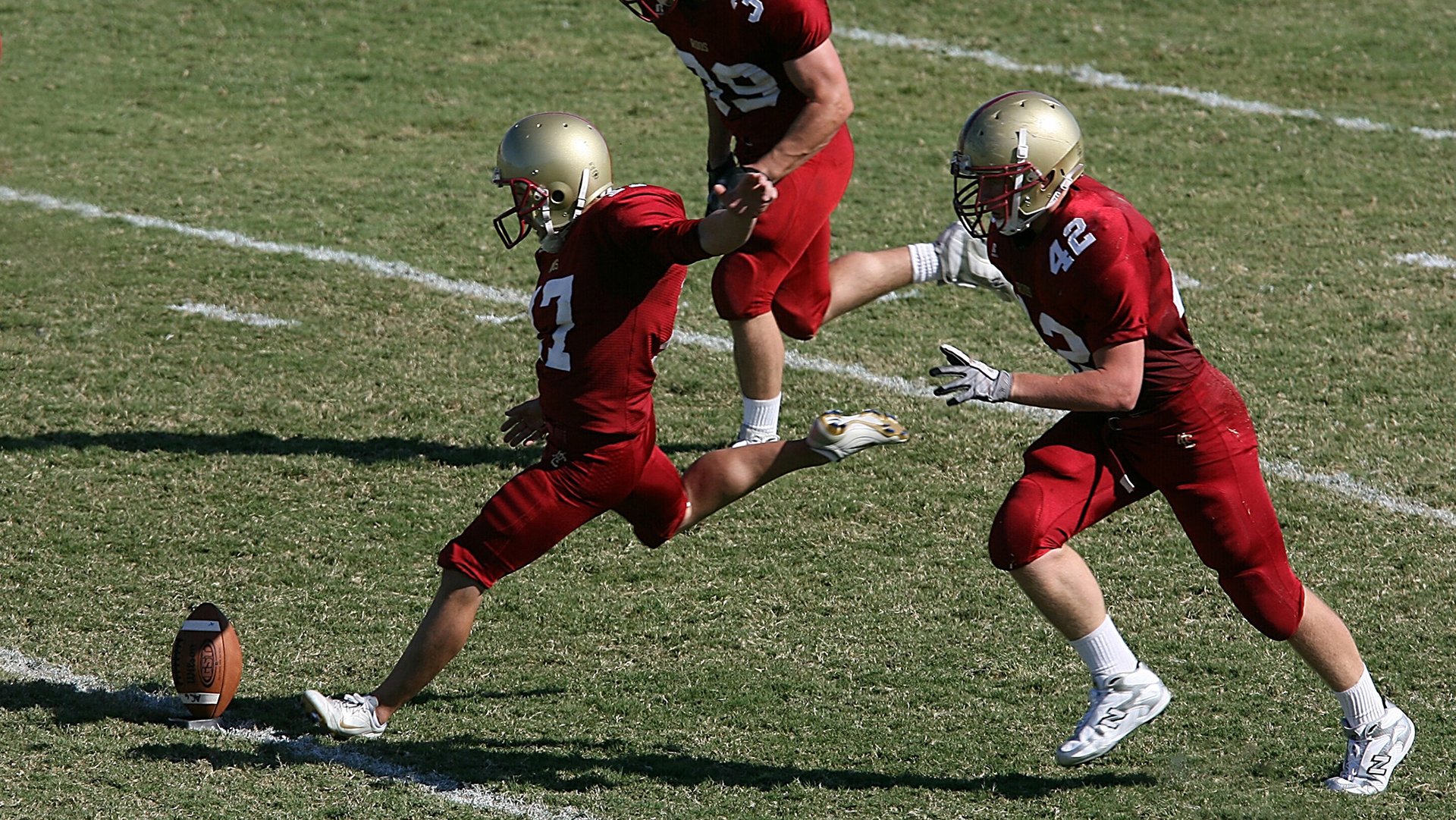 开云平台-太阳横扫广厦队，西亚卡姆在德甲争冠战接管比赛，体育全球化下的异乡英雄叙事